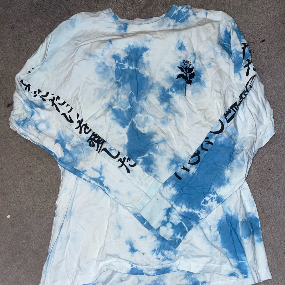 Long sleeve tie dye shirt